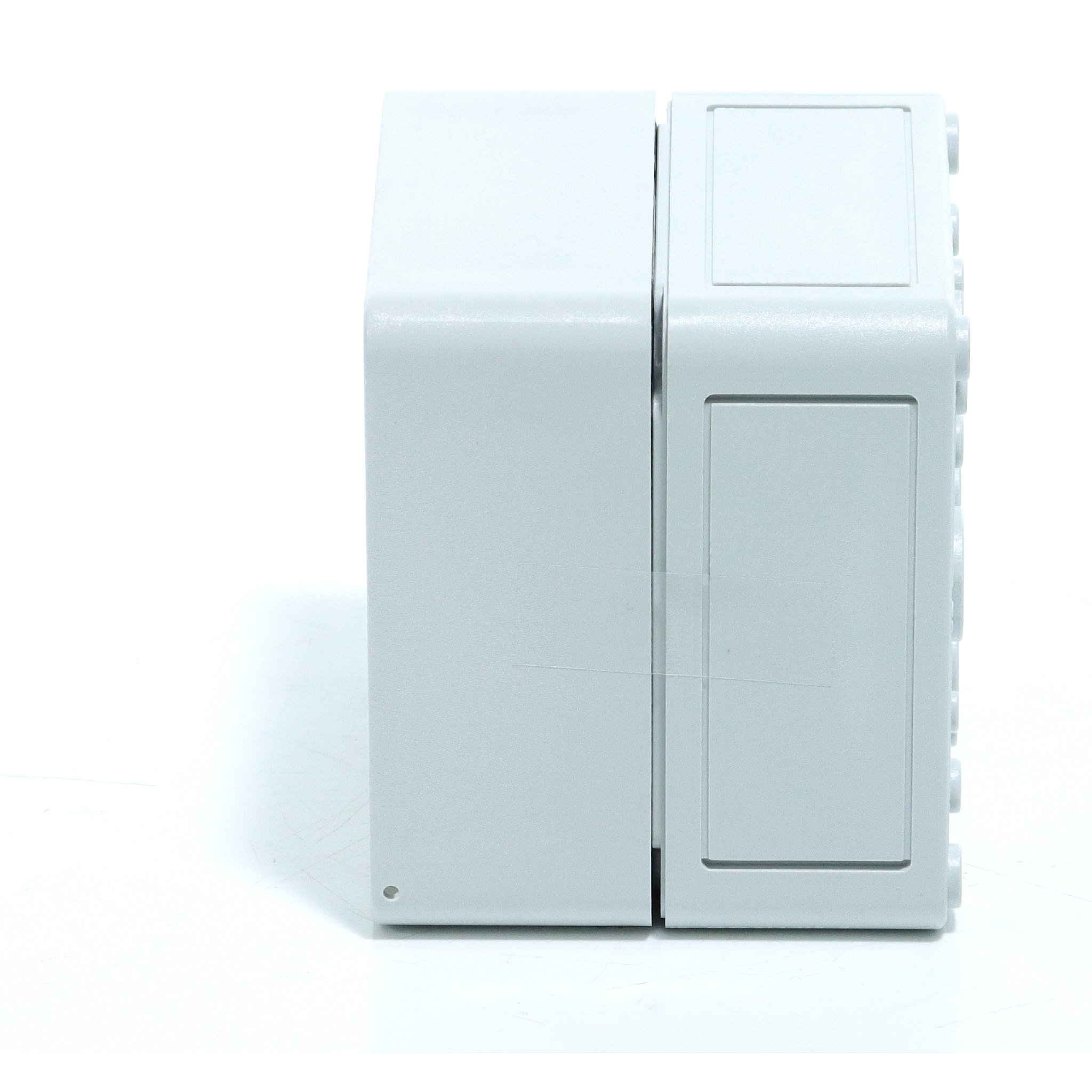 Polycarbonat-Gehäuse 6STK pro Verpackungseinheit  Neu geöffnete OVP